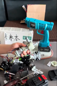 Thân máy bơm nước mô tơ Brushless 3820 công suất 240W chân pin Makita phổ thông đầu bơm kim loại