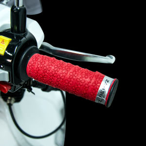 Motorcycle Handlebar Grips Wrap Anti-Slip Breathable Vintage Electric Bicycle Handlebar Covers Modification Accessories
