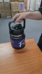 กระติกน้ำยักต์ เย็นขนาดใหญ่ สแตนเลส304 กระติกน้ำ เก็บอุณหภูมิ เก็บความเย็น ขนาด2000/2500ML แก้วอุณหภูมิความร้อน พร้อมหูหิ้ว+หลอด ขวดน้ำ