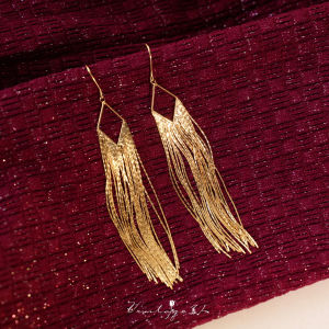 Elegant Long Tassel French Vintage Luxury Hong Kong Style Dinner Party Ear Cuffs Fashionable Geometric Pattern for Women