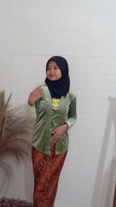 Kebaya kutubaru/kebaya bludru( atasan kebaya saja)