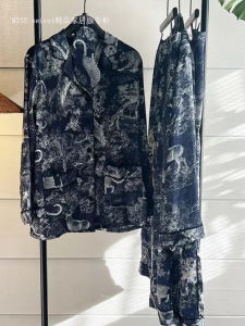 Luxurious Silk Satin Sleepwear Set Blue Background Animal Pattern Womens Three-Piece Home Clothes Eye Mask Included Long Sleeve