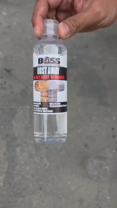 AUTHENTIC BOSS RUST REMOVER SRAY | Powerful Stain Remover & Rust Cleaner For Rusted Metal Parts Engines & more | Heavy Duty Rust Away Stain Remover | Fast-Acting Formula And Ideal for Automotive Industrial & Home Use | Multiple Surfaces Stain Cleaner