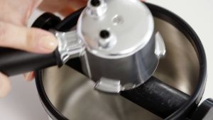 DELONGHI Espresso Coffee Grounds Knock Box DLSC062 DLSC059 (Stainless Steel) | Made in Italy | Easy Mess-Free Cleaning | Anti-Slip Bottom Grip | Dishwasher Safe