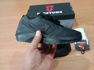 Sepatu Sekolah Anak Laki Laki Perempuan Cewek Cowok Warna Hitam Murah Tali Perekat Rekat Velcro Kecil Tanggung Umur Usia PAUD TK SD SMP SMA Kelas 1 2 3 4 5 6 7 8 9 0 Tahun-KIDZTUBS1020211522