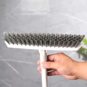 แปรงขัดพื้นห้องน้ำ แปรงขัดพื้นV หมุนได้ 180° ขัดได้ทุกซอกทุกมุม ด้ามยาว แรงทนทาน Cuiteworld