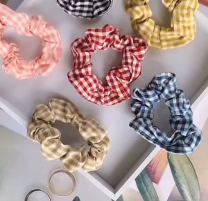 Indo - Ikat Rambut Gaya Korea / Scrunchie Kunciran Rambut Motif Petak / Ikat Rambut Import