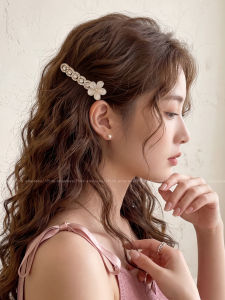 PINK EMPRESS | Kẹp Tóc Hoa Mắt Mèo Trang Trí