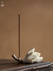 Handmade Ceramic Chrysanthemum Tea Pet Table Decoration Study Tea Set Ornament Creative Fragrance Holder Rural Style Tea Ceremony