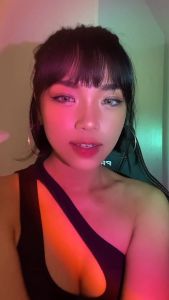 【ซื้อ 2ชิ้น และรับน้ำยาดูแลฟรี!！】UYAAI x FRESHLADY คอนแทคเลนส์สายตาสั้น คุณภาพสูง บิ๊กอาย 14.2mm เลนส์นิ่ม สวมใส่สบาย ใส่ได้นานขึ้น ปริมาณน้ํา 42%