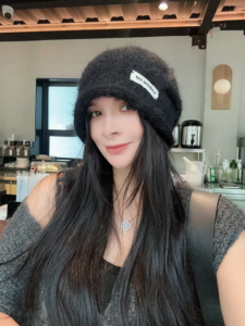 กันน้ํา สีดำ หมวกขนสัตว์ ฤดูหนาว ผู้หญิง สไตล์เกาหลีหมวกเย็น High-end ฉนวนกันความร้อนความอบอุ่นหลังคลอดอินเทรนด์