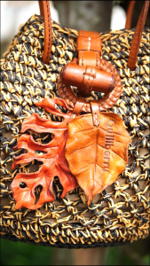 Qurantina กระเป๋าสาน กระเป๋าถือ