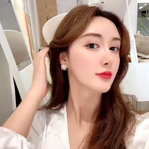 Anting-anting anting-anting bunga super peri vintage sederhana / anting-anting bunga lapis ganda anting-anting fashion kepribadian wanita