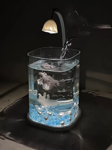 🐠🐠ตู้ปลากัดใหม่ ตู้ปลา วางบนโต๊ะทำงาน ระบบไฟLED+ส่งผ่านแสง99% วัสดุแก้งหนา คุณภาพสูง สำหรับปลากัด ปลาสวยงาม【มีฝาปิด】