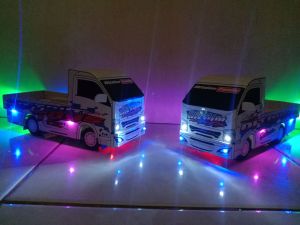 miniatur traga ditdim full lampu