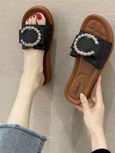 2025 New Womens C-Clip Slippers Summer Outdoor Wear Anti-Slip Wear-Resistant Soft Bottom Fashionable Match Outerwear Sandals