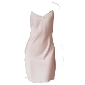 MiiOW | ชุดนอนผู้หญิง MiiOW ฤดูร้อน 2025 ชุดนอนสายเดี่ยวลูกไม้เซ็กซี่ กระโปรงยาวปานกลาง น้ำหนักเบา ใส่อยู่บ้าน ผ้าฝ้ายโพลีเอสเตอร์