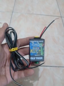 Lampu LED Blitz Pesawat 1 Channel Komplit dengan Modul Tombol Manual dan Kabel 1 Meter