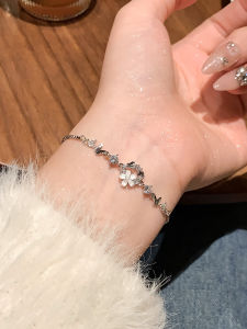 Elegant Butterfly Hand Bracelet Womens Fashion Jewelry  out Drawstring Alloy Plated Silver Gold Floral Pattern Sweet Style