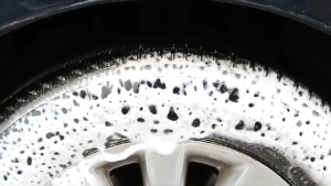 Tire Foam bright Cleaner 600ML Black Tire Wax Lotion High Gloss Spray Cleaner Moisturizing Tire Polish Car Care