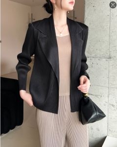 Miyake High-End Pleated Drape Commute Jacket