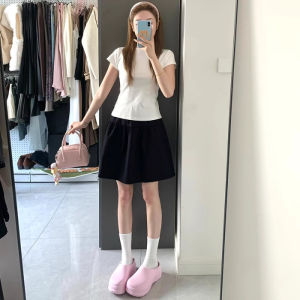 กระโปรงสั้นเอวสูงทรงเอเอวยางยืดสีน้ำเงินเข้มสำหรับผู้หญิง กระโปรงทรงร่มทรงหลวมสบายๆ สำหรับฤดูร้อน กระโปรงทรงเอเอวสูง