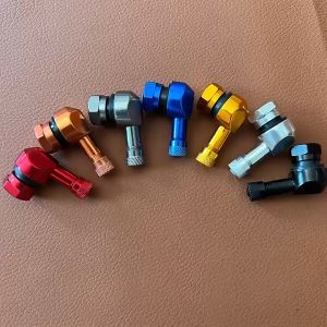 ก้านวาล์วล้ออลูมิเนียม จุกลมปรับองศา วาล์วยางรถมอเตอร์ไซค์มูม90องศา 2 ชิ้น CNC 90 องศา