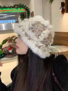 Milan Girl Hand Knitted Rabbit Fur Edge Fisherman Hat Sweet Wake Lion Hat Yarn Hat Casual Style for Outdoors Spring Autumn Winter