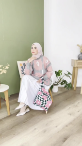 ONLICHILL Sweater Rajut Premium Flowers / SWEATER KOREAN STYLE / SWEATER KOREAN / SWEATER MURAH / SWEATER RAJUT / SWEATER RAJUT KNIT PREMIUM / SWEATER WANITA TERMURAH / SWEATER MOTIF BUNGA / SWEATER FLOWER