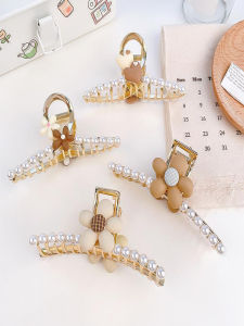 Fashionable Gold-Toned Metal Hair Claw for Women Summer 2022 Shark Clip Hair Accessory Alloy French Style