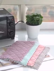 Kain Lap Dapur Anti Minyak Super Lembut / Kain Lap Piring Gelas Coral Fleece / Kain Meja Serbaguna Murah