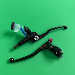 มือครัชโดมิโน่ T + ปั้มบนฐานดำ T