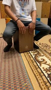 Magie Cajon Drum รุ่น MC38B กลองคาฮองนั่งตี มากี เครื่องดนตรี เครื่องเคาะจังหวะ กลองพกพา อคูสติก