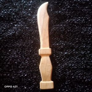 Belati Kayu Untuk Latihan Silat Beladiri IPSI - Pisau Belati Kayu Miniatur Alat Pentas Seni