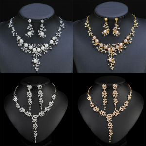 【พร้อมส่ง】ชุด เครื่องประดับ jewellery sets ชุด สร้อย ครบเซท ชุด เซ็ท เครื่องประดับ ผู้หญิง สร้อยคอผู้หญิง สร้อยคอต่างหูชุดเจ้าสาวโลหะผสมเพชรสร้อยคอต่างหูเครื่องประดับสำหรับผู้หญิงงานแต่งงานเจ้าสาวผู้หญิงงานแต่งงานโลหะผสมเพชรสร้อยคอต่างหูชุด เครื่องประดับ