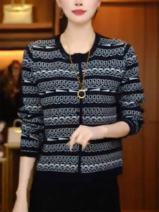 QINGNAER | Retro Geometric Embroidery Round Neck Long Sleeve Knitwear Plus Size
