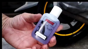 เคลือบยางดำ มอไซค์ KAR ขนาด 60 มล. สูตรเงา มันวาว ดำติดทน