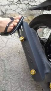 tutup tameng knalpot beat carbu cover pelindung tameng knalpot beat carbu Bawaan Motor honda Beat Carbu Standar