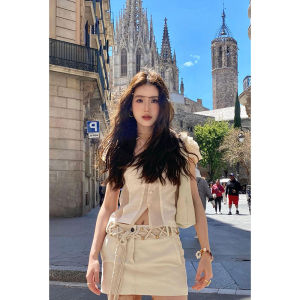 YOZO STUDIO การออกแบบที่ไม่ซ้ํากัน Artisanal ปักเสื้อแขนสั้นโปร่งแสงสําหรับผู้หญิงแขนสั้นสีบริสุทธิ์