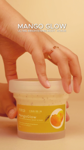 Mirai Ultra Brightening Body Scrub Niacinamide 250g Sensitive Skin MangoGlow Bright Skin