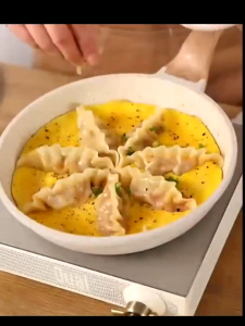 CHOVY White Granite Stone Non Stick Frying Pan with Cover Cooking Pan Non Stick Frying Gas Stove Induction Cooker Compatible 26/28/30CM