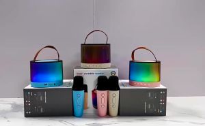 K52 Karaoke Bluetooth Microphone Home KTV Karaoke Machine Dual Microphone RGB Light Wireless Bluetooth Speaker for Kids