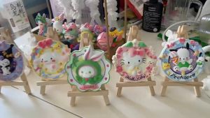 Tô tượng thạch cao cho bé kèm màu và cọ .