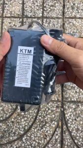 Cục sạc 12V 12AH dòng điện 1.7 Ampe dùng cho bình xịt điện trừ sâu