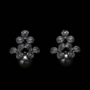 Huitan Luxuriant Flowers Earrings with Imitation Pearl Exquisite New Earrings for Women Wedding Party Temperament Female Jewelry