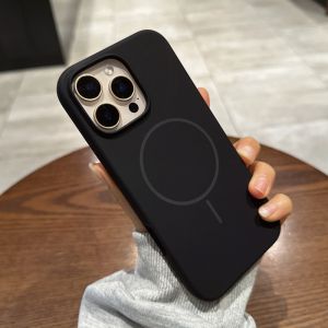 AO.HU | Magsafe Magnetic Silicone Case for iPhone