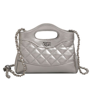 URCDN RDALVO | Quilted Chain All-in-One Clutch