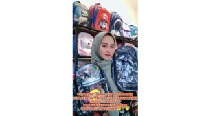 BGC Tas Ransel Sekolah Anak TK Tas Mobil On The Road Tas Anak Karakter Kartun Bus Bus 3 - Blue