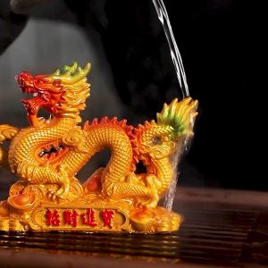 Tahun tarikan kekayaan Looking Water Hot Discoloration Tea Pet Golden Dragon Gifts for Elders Tea Table Tea Tray Accessories Tea Play