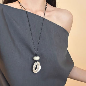 Long Oval Shape Pull out Necklace for Women Irregular Matte Hollow Design Unique Fashion Clavicle Chain Pendant Jewelry